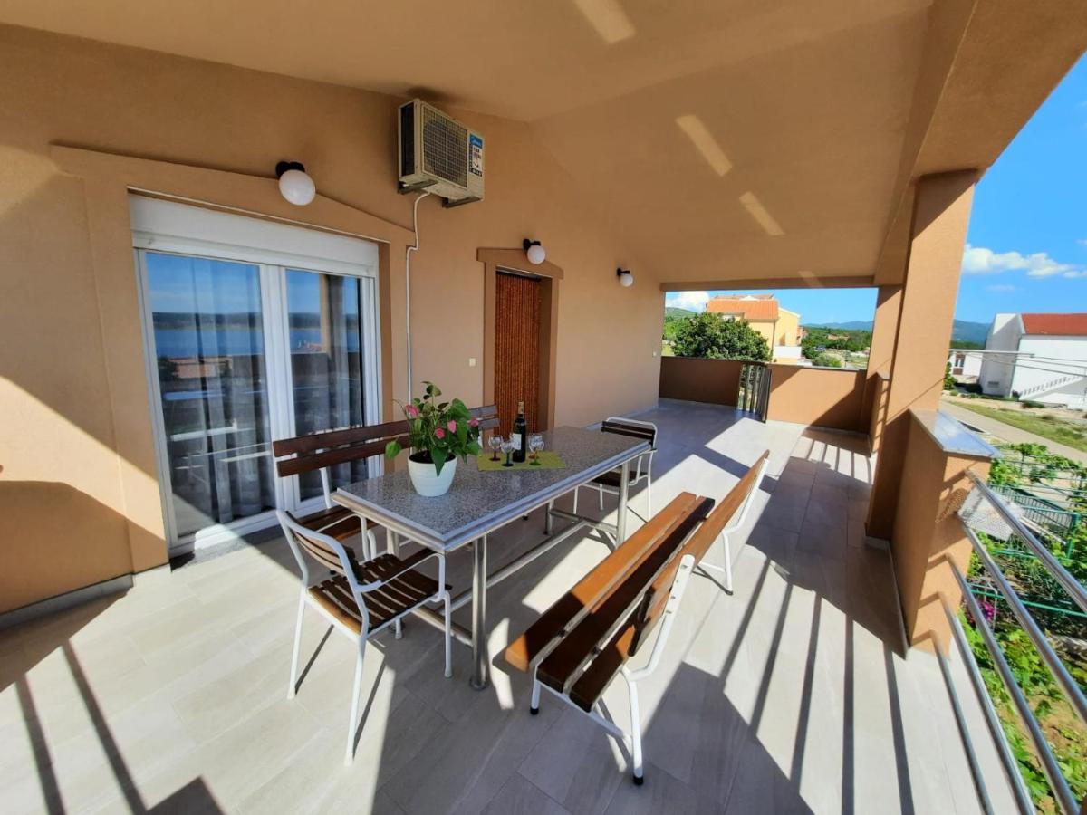 Apartment Danisacroatia *