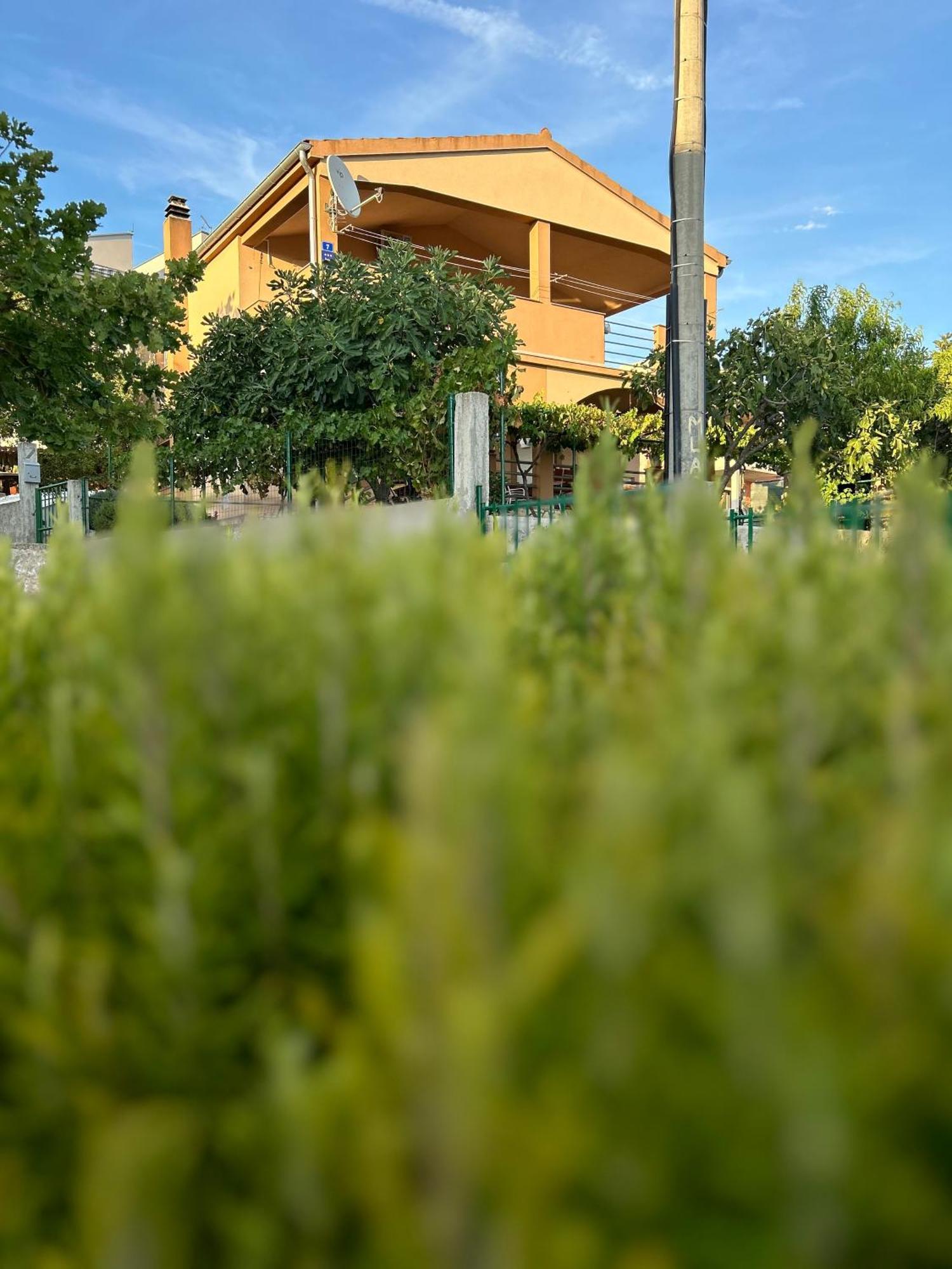 Danisacroatia Apartment